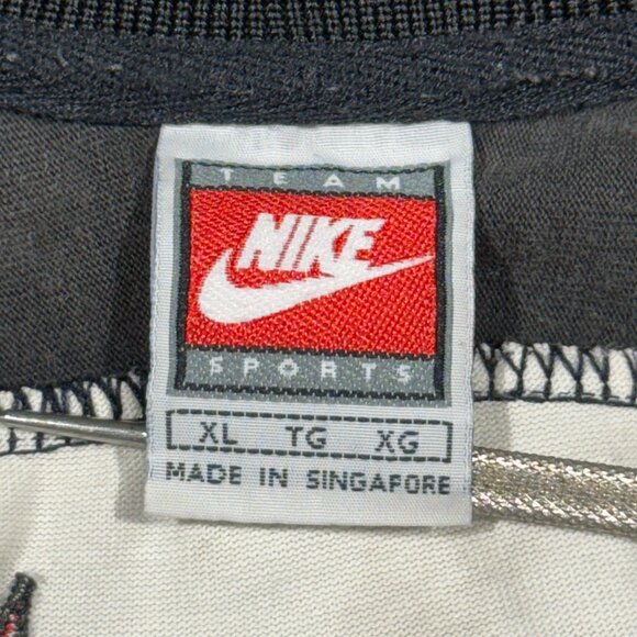 Vintage Nike Center Check Chicago Bulls 90s XL Team Jersey Black/White - Picture 5 of 11